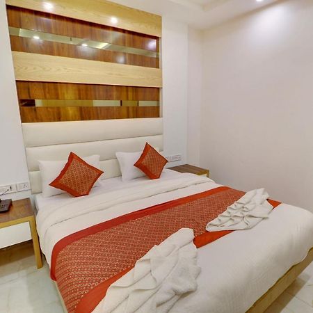 Hotel York Legacy -3 Minutes Walk From New Delhi Railway Station 'The 5 Star Ambience' Newly Built Dış mekan fotoğraf