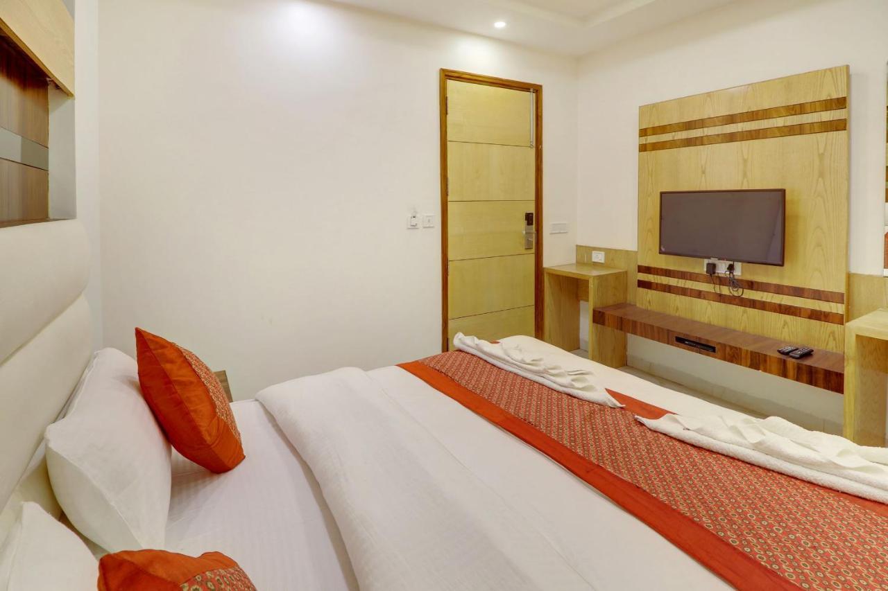 Hotel York Legacy -3 Minutes Walk From New Delhi Railway Station 'The 5 Star Ambience' Newly Built Dış mekan fotoğraf