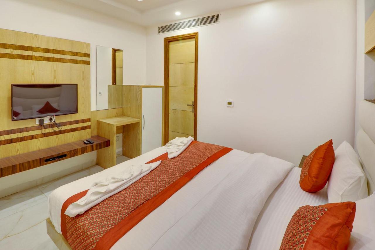 Hotel York Legacy -3 Minutes Walk From New Delhi Railway Station 'The 5 Star Ambience' Newly Built Dış mekan fotoğraf