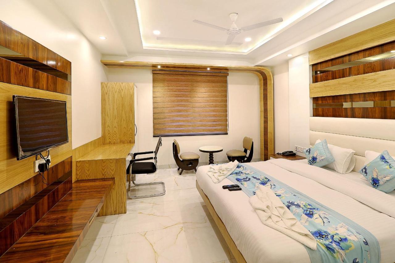 Hotel York Legacy -3 Minutes Walk From New Delhi Railway Station 'The 5 Star Ambience' Newly Built Dış mekan fotoğraf